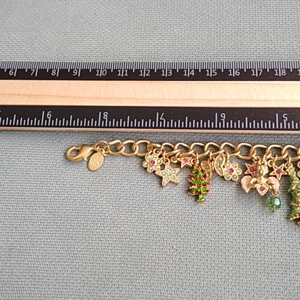 KIRK'S FOLLY CHRISTMAS π BRACELET - Picture 7 of 8
